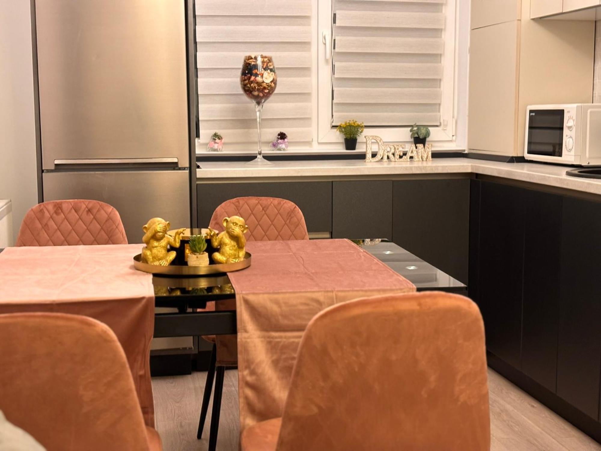 Dream Apartament Бистрица Экстерьер фото